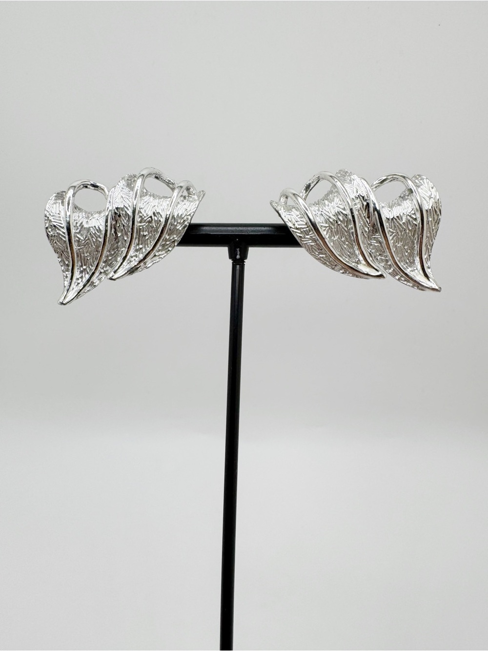 Coro Silver Leaf Clip-On Earrings - Elegant Women Jewelry 1950’s